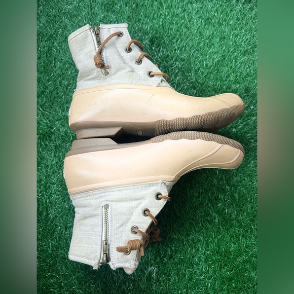 Sperry Women’s Beige and Brown‎ saltwater Boots Size 7.5 - Picture 4 of 7